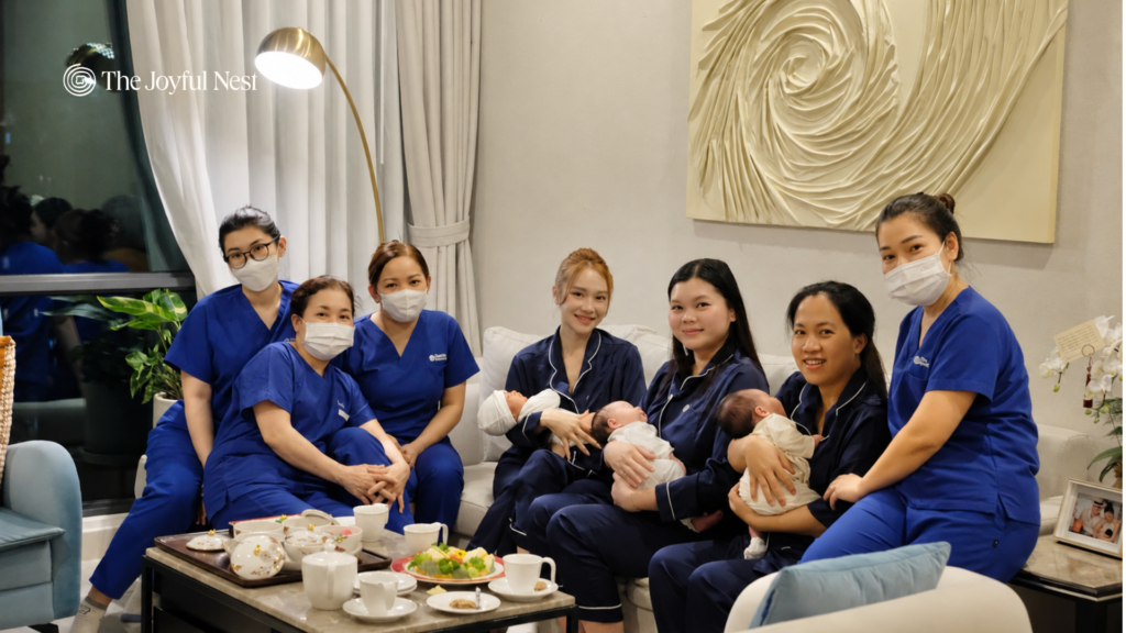 Mẹ và bé luôn bên nhau, với đội ngũ chăm sóc túc trực 24/24. Những ngày ở cữ cũng là dịp để các mẹ cùng hành trình gặp gỡ, kết nối và sẻ chia. (Nguồn: The Joyful Nest)